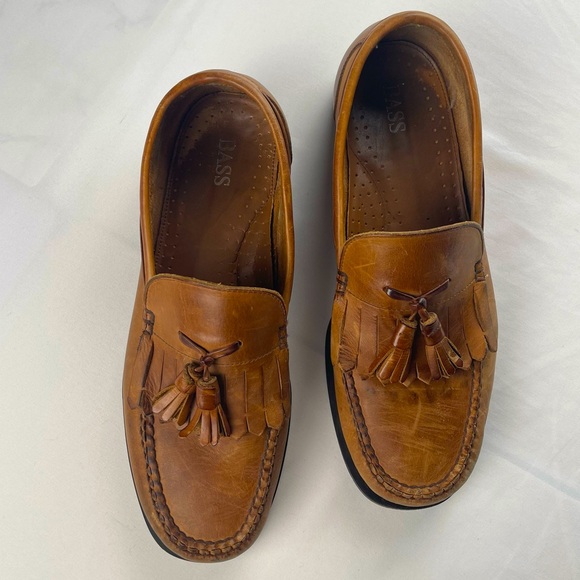 G.H. Bass Men's Brown Leather Slip-On Tassel Loafers Courier Size 11M - Picture 1 of 9